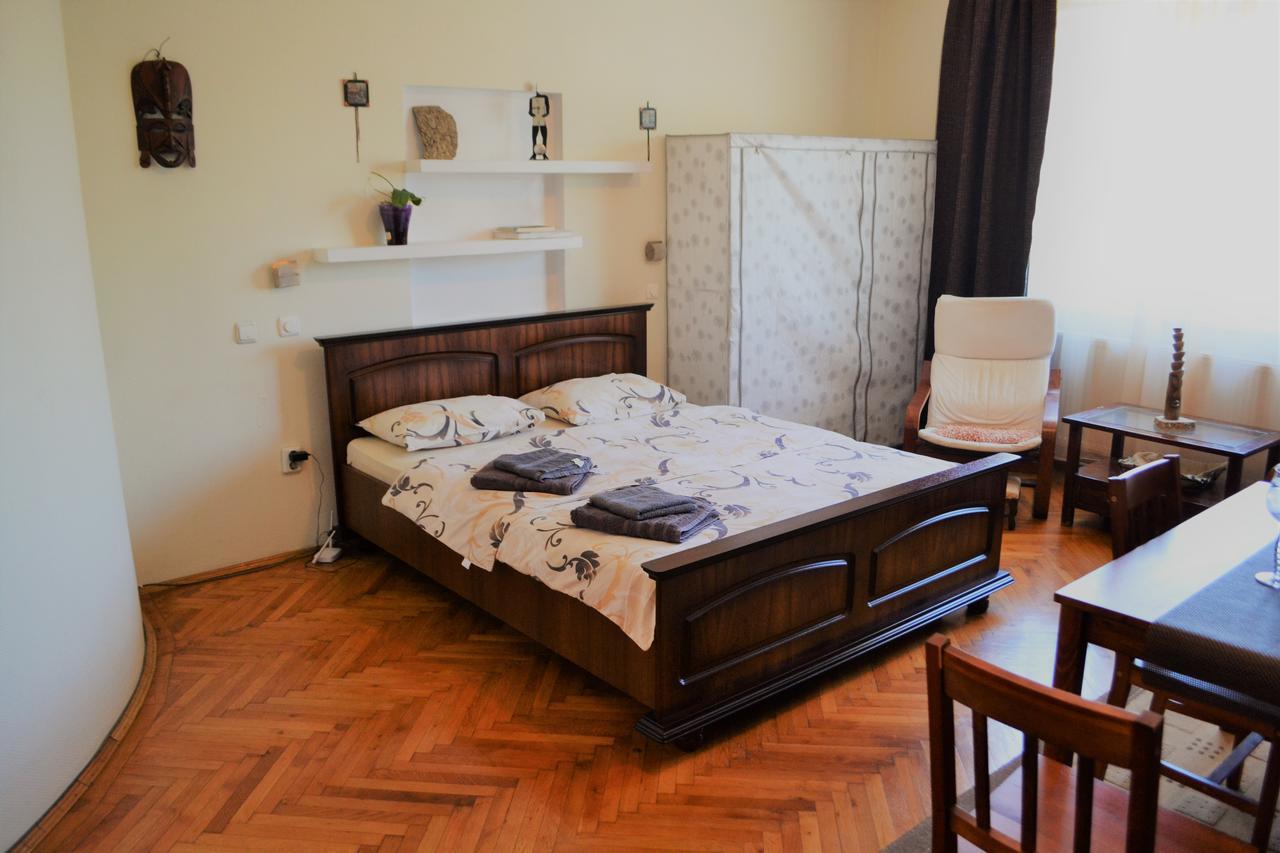 Studio Brasov Apartment Luaran gambar